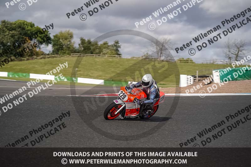 enduro digital images;event digital images;eventdigitalimages;mallory park;mallory park photographs;mallory park trackday;mallory park trackday photographs;no limits trackdays;peter wileman photography;racing digital images;trackday digital images;trackday photos